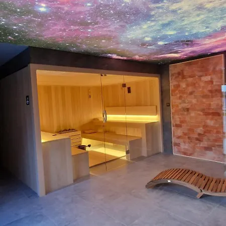 別荘 Siedlisko Malechowo ウストロニエ・モルスキエ